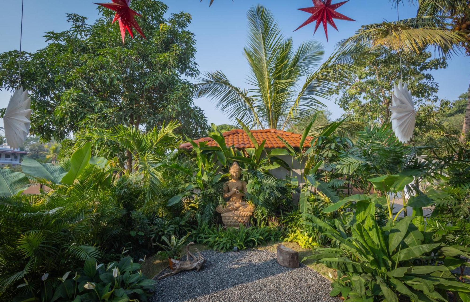 Chalston Beach Resort Calangute Exterior photo