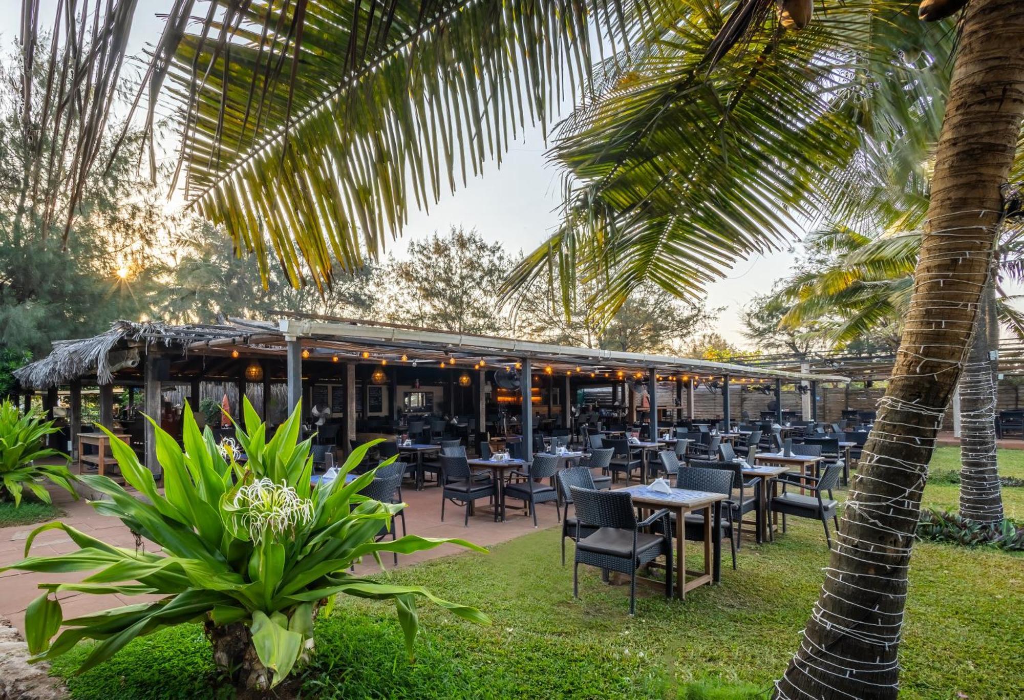 Chalston Beach Resort Calangute Exterior photo